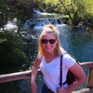 Meet your Posher, Alison